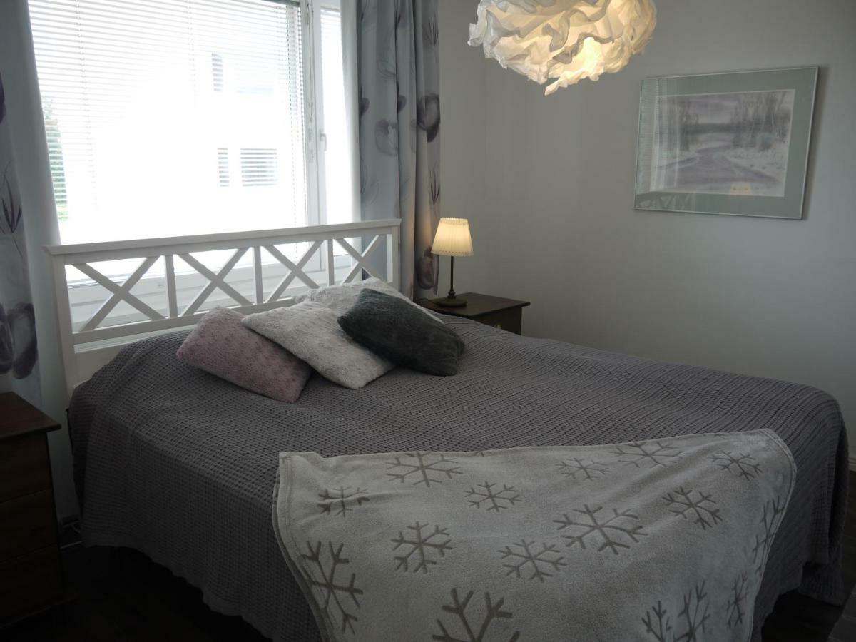 Skylights Apartment *